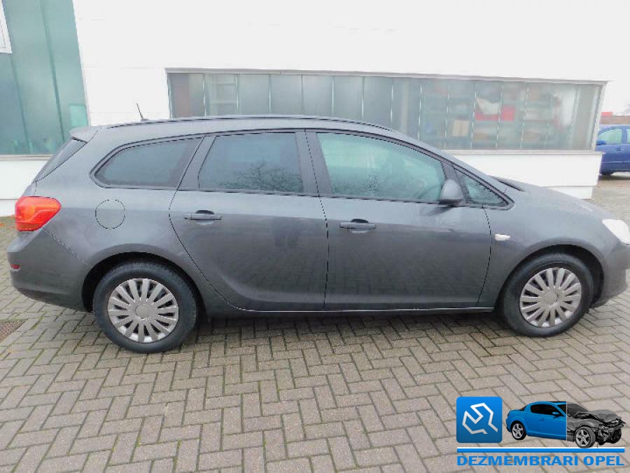 Aeroterma opel astra j 2010