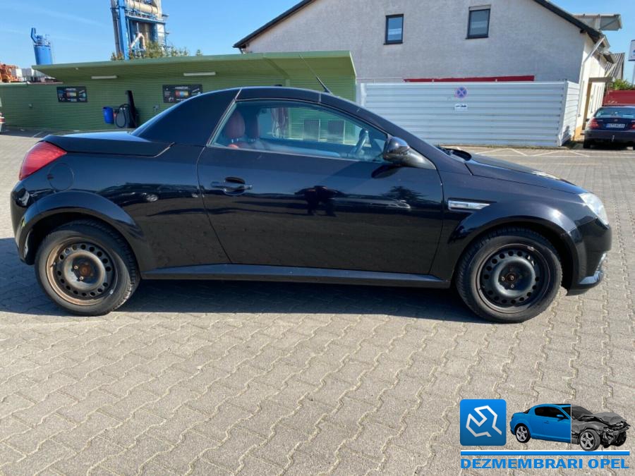 Airbaguri opel tigra b 2005