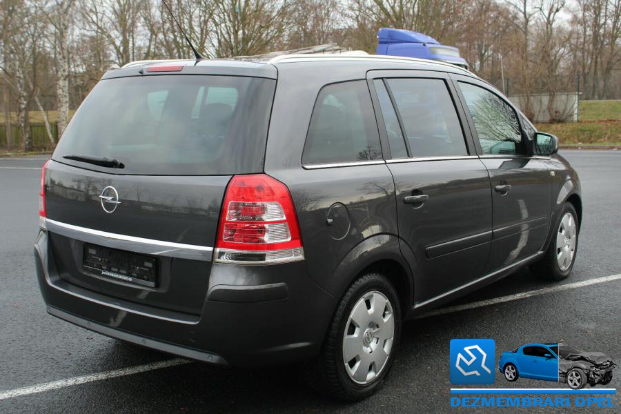 Alternator opel zafira b 2007