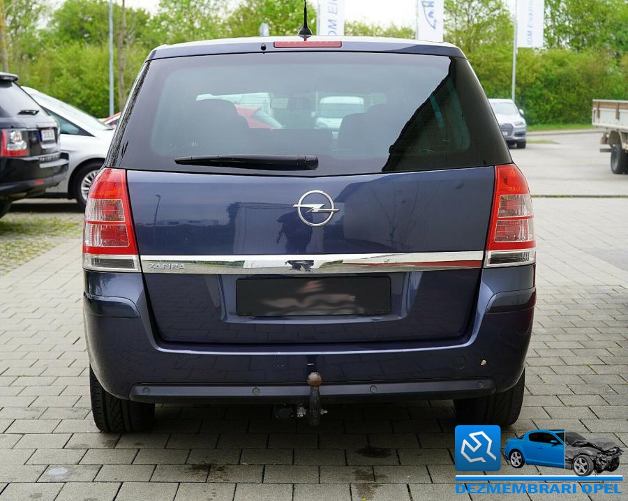 Arcuri opel zafira b 2009