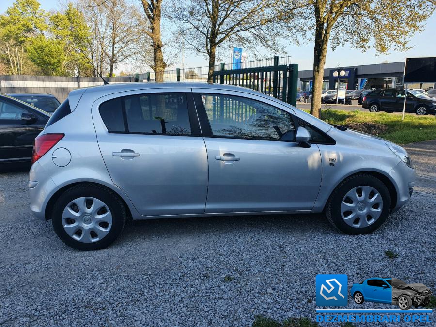 Aripa fata opel corsa d 2007