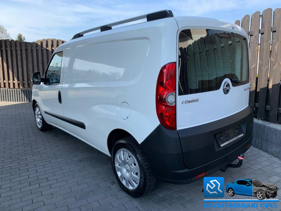 Baie ulei cutie opel combo 2009