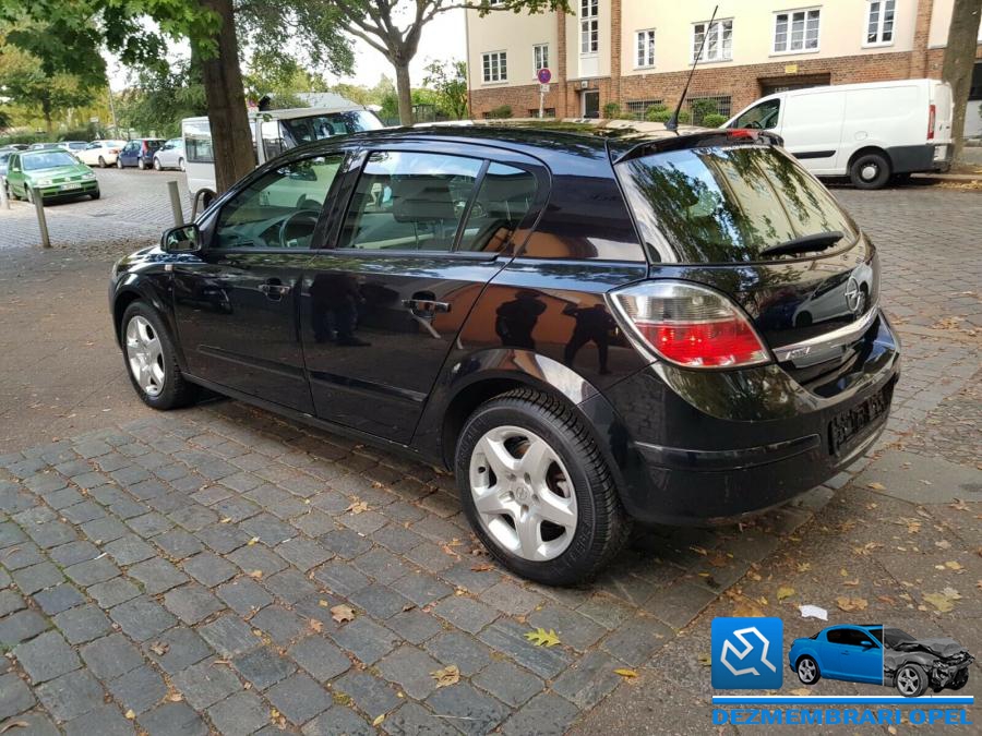 Balamale capota opel astra h 2006