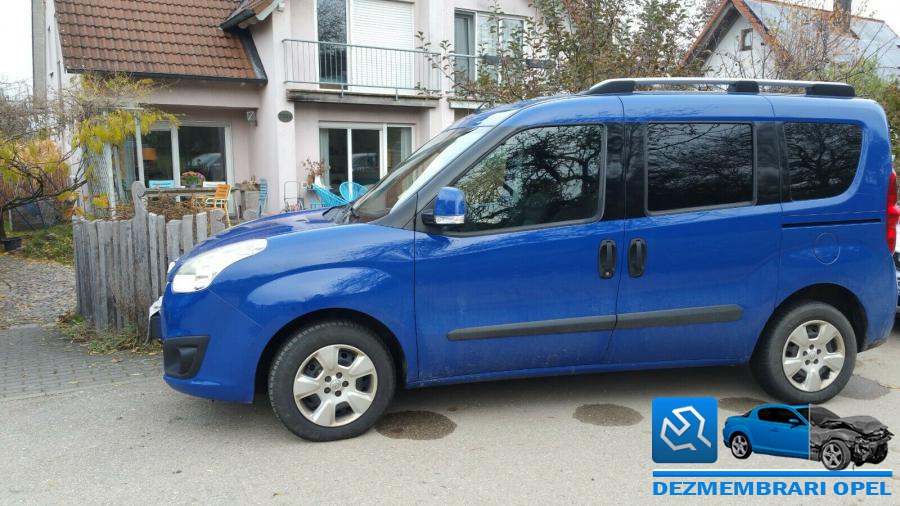 Bancheta spate opel combo 2009