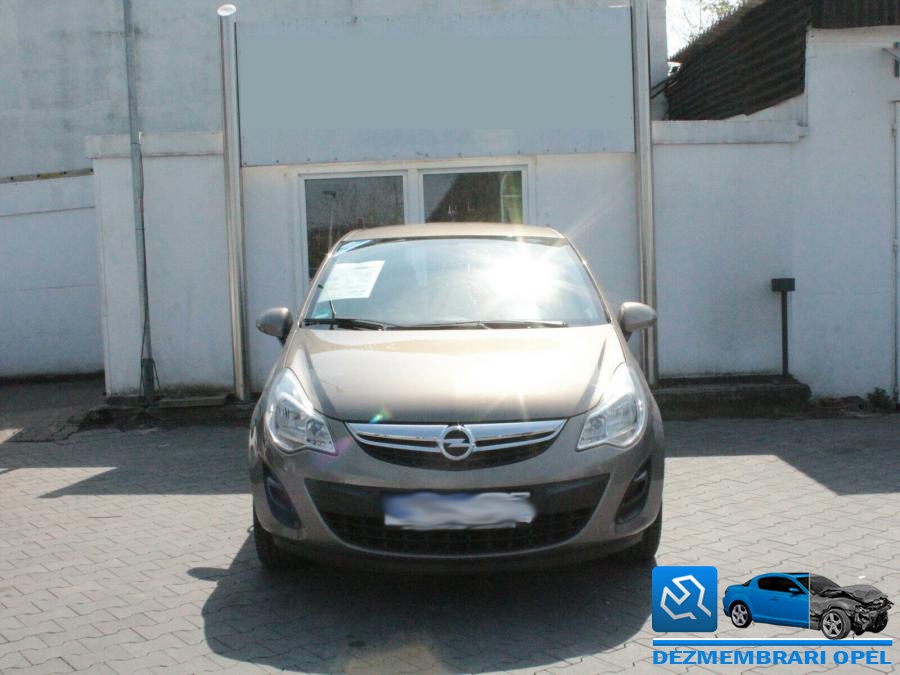 Bara fata opel corsa e 2014