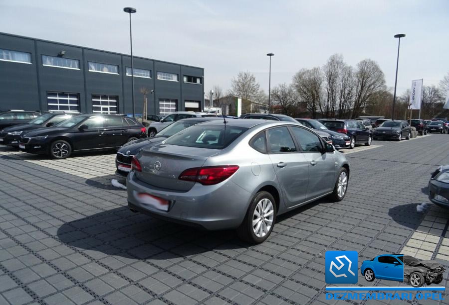 Tager opel astra j 2016