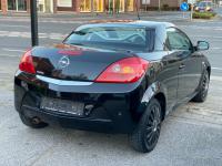 Luneta opel tigra b 2008